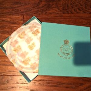 Vintage ROYAL COLLECTION CHINA PLATES SET OF TWO